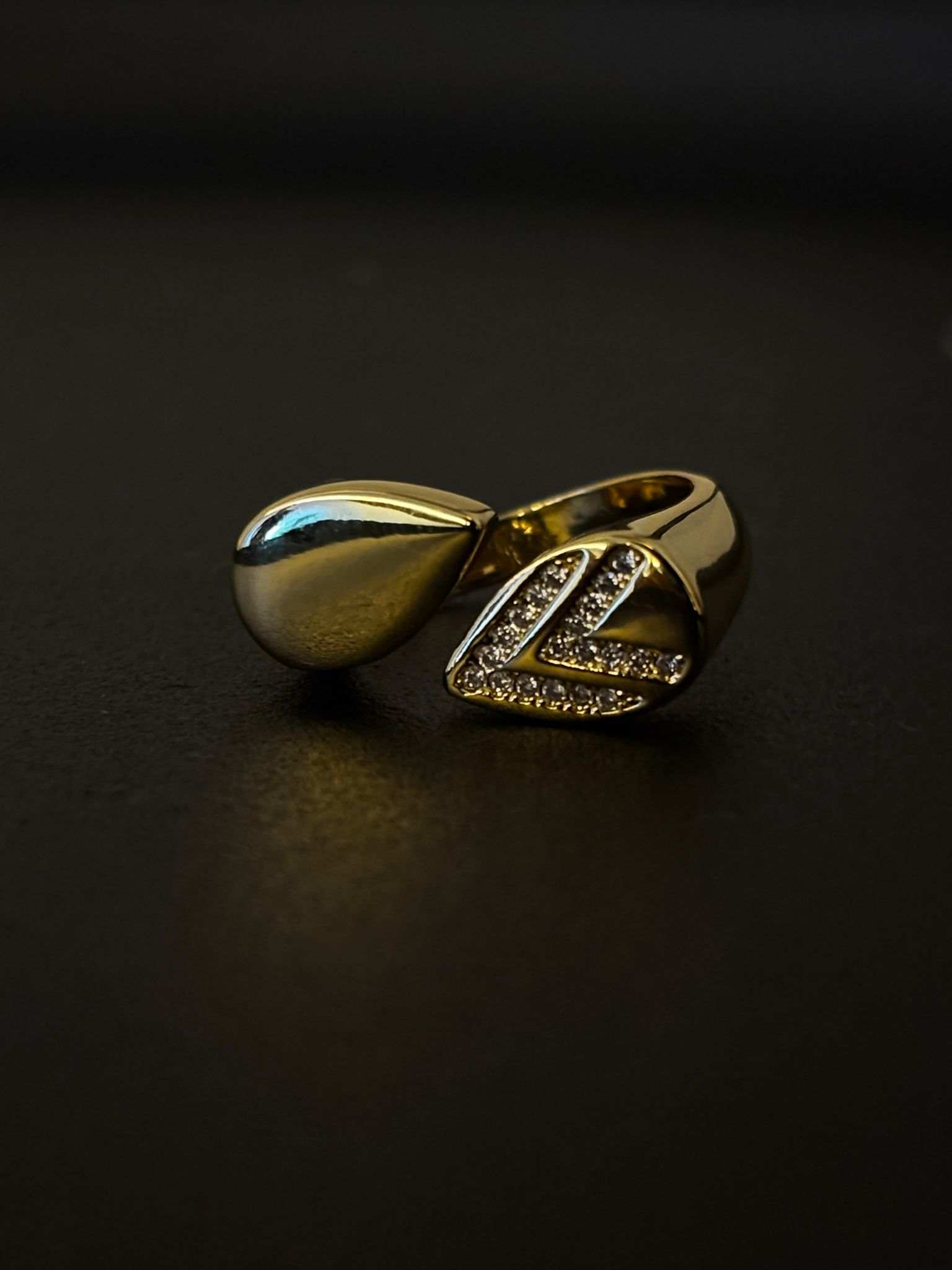 valorishine signature – golden tear elegance ring valorishine signature – golden tear elegance ring